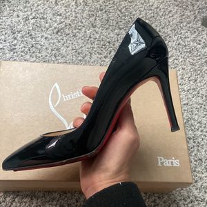 Louboutin Pigalle 85 patent leather 5.5